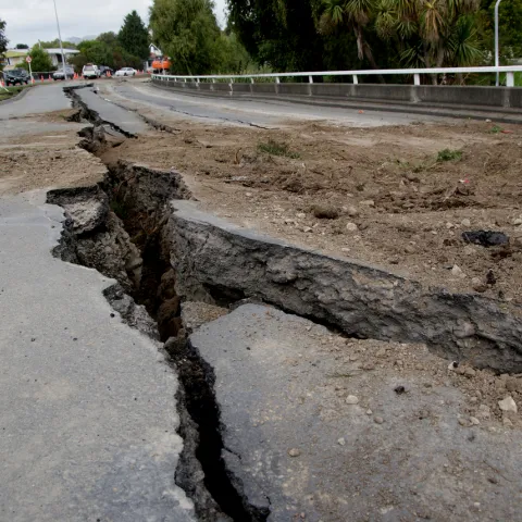 asphalt-broken-soil-waterway-ruins-newzealand-432056-pxhere.com_